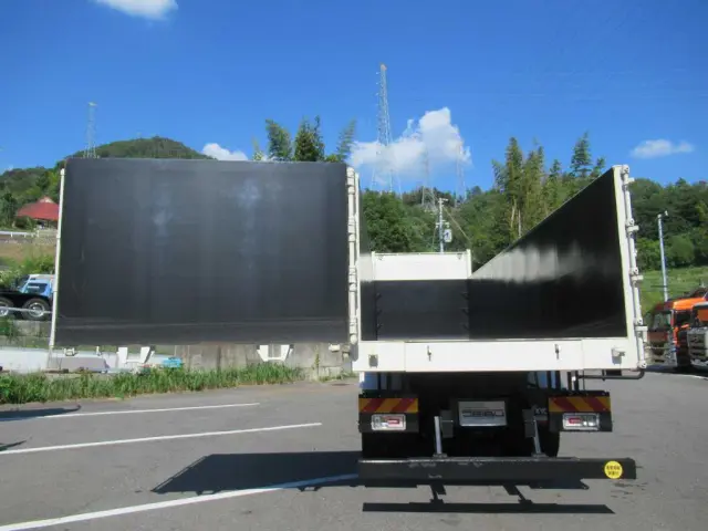 日野 プロフィア 2DG-FS1AHE(6x4)の写真9