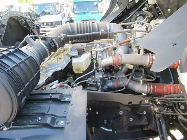 日野 プロフィア 2DG-FS1AHE(6x4)の写真29