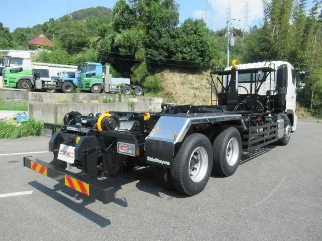 日野 プロフィア 2DG-FS1AJE(6x4)の写真4