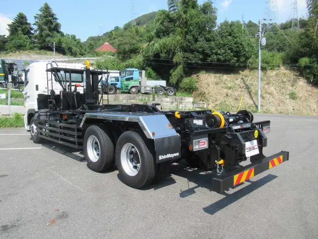 日野 プロフィア 2DG-FS1AJE(6x4)の写真5