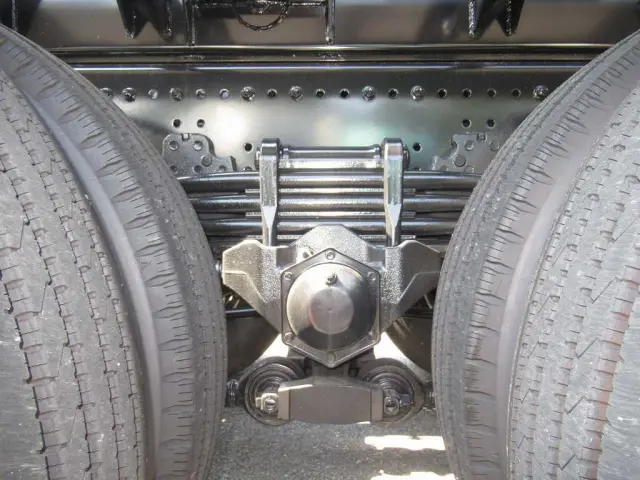 日野 プロフィア 2DG-FS1AJE(6x4)の写真27