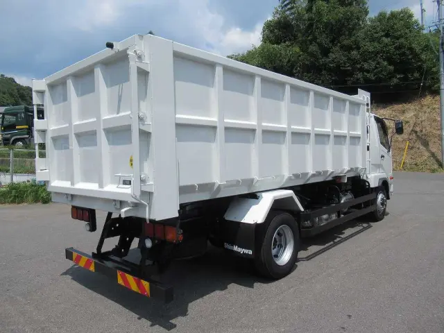 三菱 ファイター 2KG-FK62FZの写真4