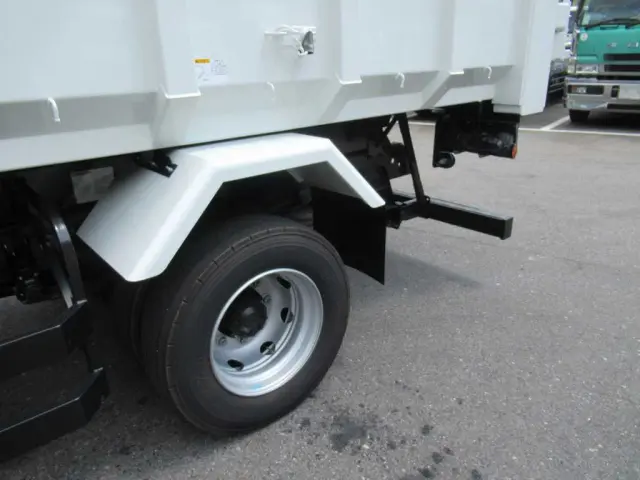 三菱 ファイター 2KG-FK62FZの写真19