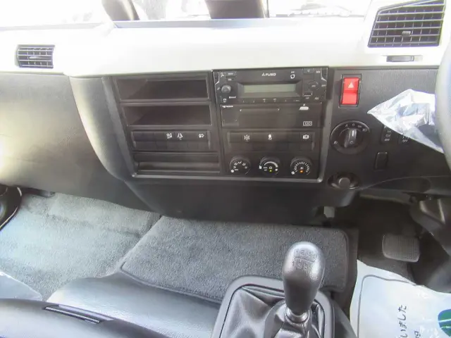 三菱 ファイター 2KG-FK62FZの写真21