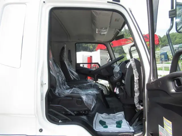 三菱 ファイター 2KG-FK62FZの写真24