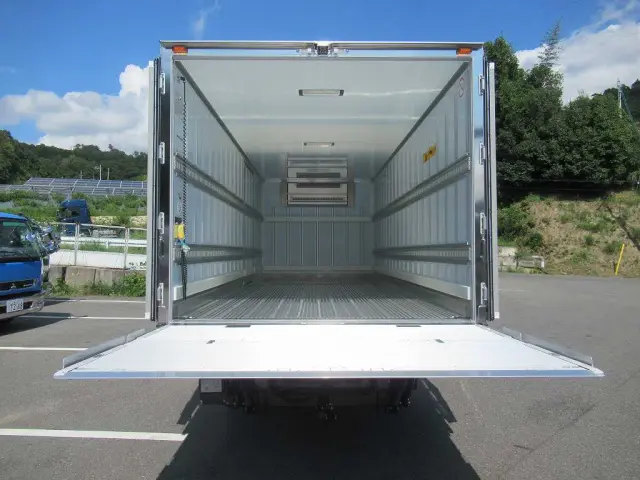 日野 レンジャー 2KG-FD2ABG(2WD)の写真7