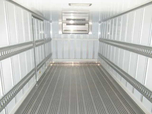 日野 レンジャー 2KG-FD2ABG(2WD)の写真9