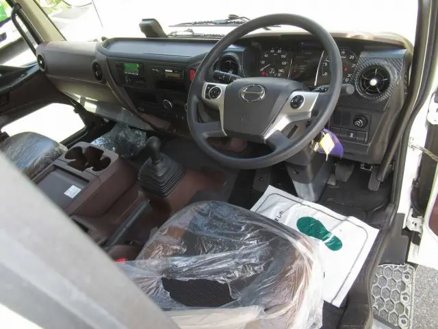 日野 レンジャー 2KG-FD2ABG(2WD)の写真15