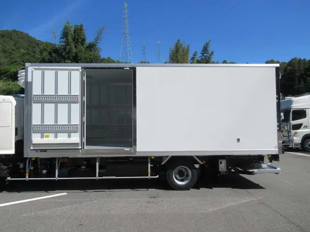 日野 レンジャー 2KG-FD2ABG(2WD)の写真6