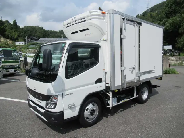 三菱 キャンター 2RG-FBAV0(2WD)の写真1
