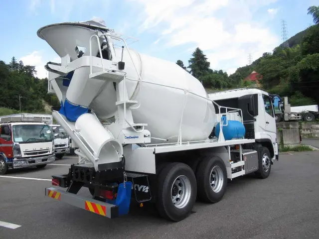 三菱 スーパーグレート 2KG-FV80GX(6x4)の写真4