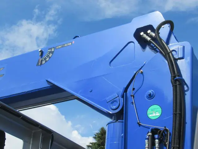 三菱 ファイター 2DG-FQ62F(6x4)の写真11