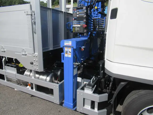 三菱 ファイター 2DG-FQ62F(6x4)の写真12