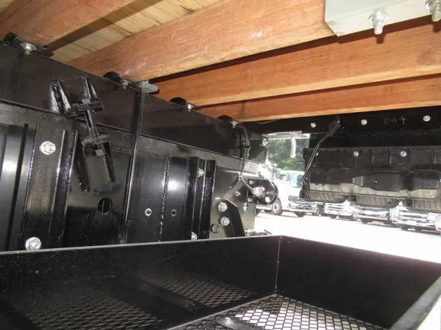 三菱 ファイター 2DG-FQ62F(6x4)の写真24