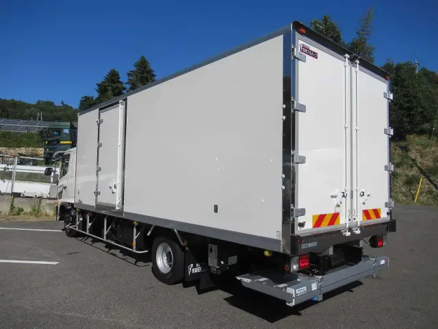 日野 レンジャー 2KG-FD2ABG(2WD)の写真4