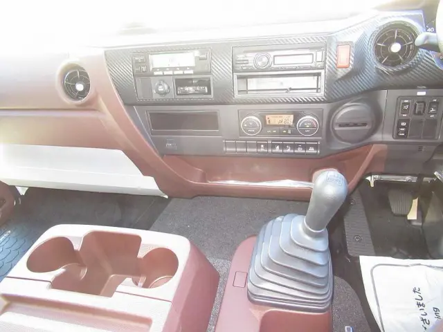 日野 レンジャー 2KG-FD2ABG(2WD)の写真16