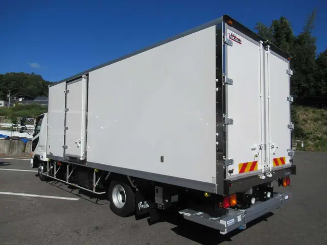 三菱 ファイター 2KG-FK65F(2WD)の写真4