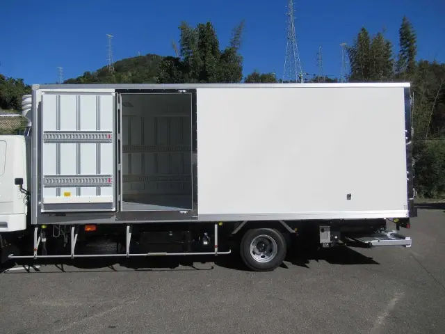 三菱 ファイター 2KG-FK65F(2WD)の写真6