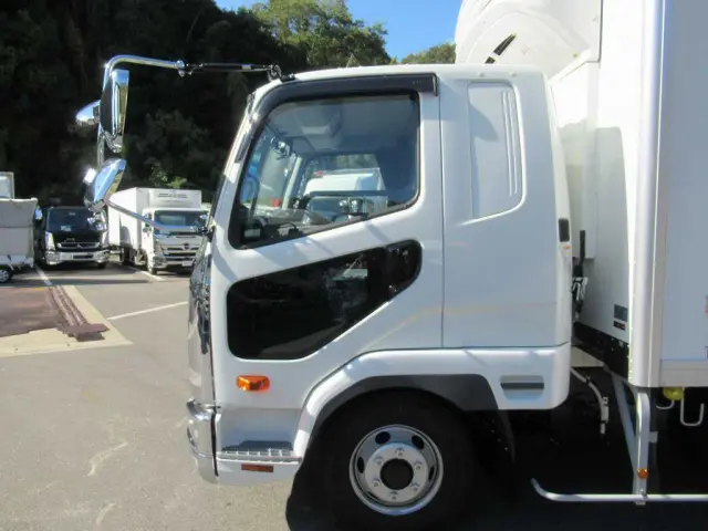 三菱 ファイター 2KG-FK65F(2WD)の写真12