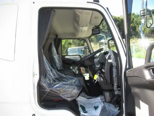 三菱 ファイター 2KG-FK65F(2WD)の写真19