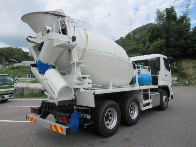 三菱 スーパーグレート 2KG-FV80GX(6x4)の写真3