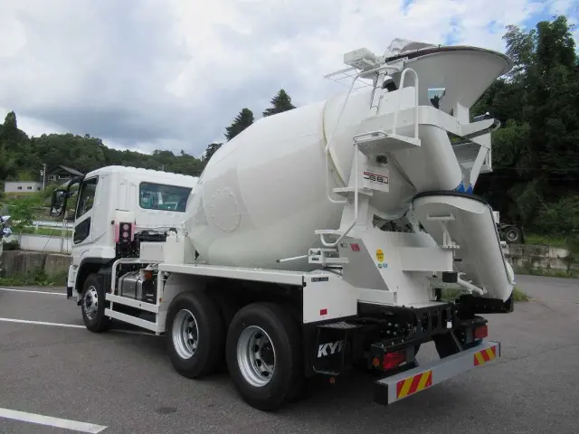 三菱 スーパーグレート 2KG-FV80GX(6x4)の写真4