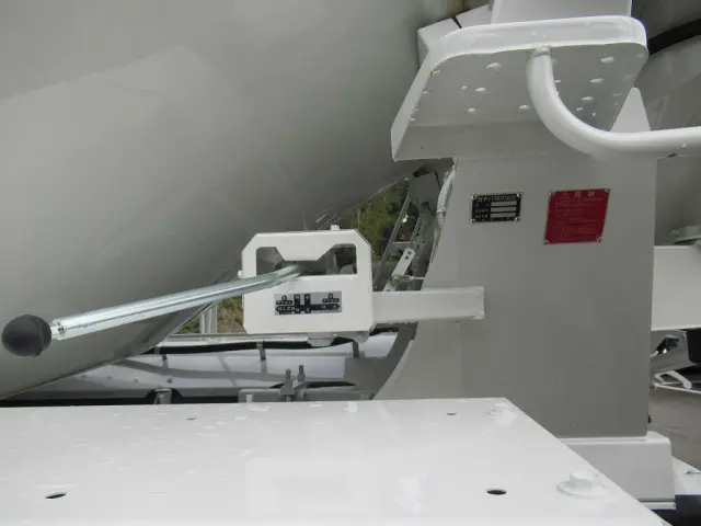 三菱 スーパーグレート 2KG-FV80GX(6x4)の写真11