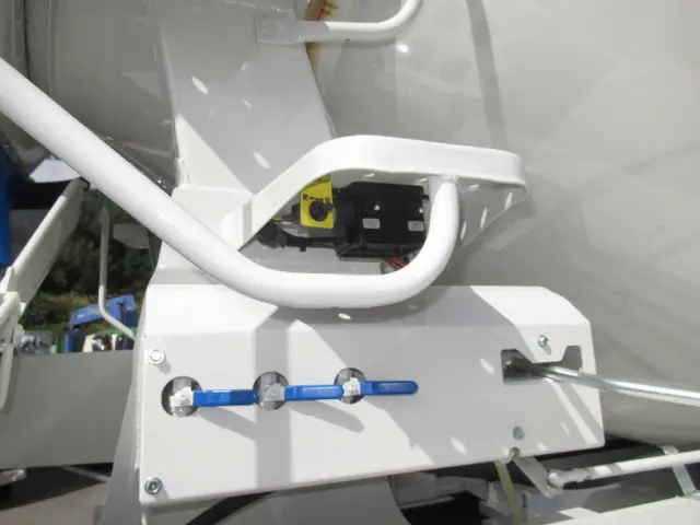 三菱 スーパーグレート 2KG-FV80GX(6x4)の写真14