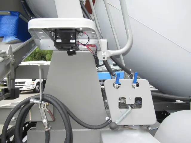 三菱 ファイター 2KG-FK72F(2WD)の写真11