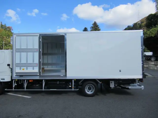 三菱 ファイター 2KG-FK65F(2WD)の写真6
