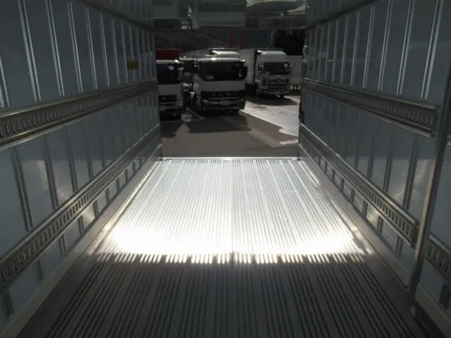 三菱 ファイター 2KG-FK65F(2WD)の写真10
