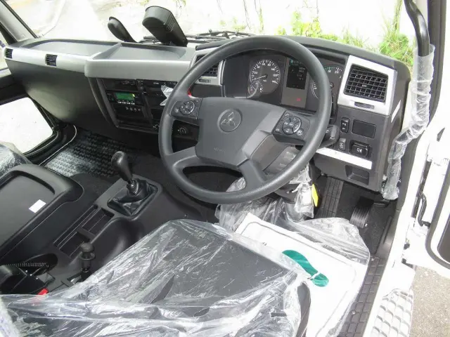 三菱 ファイター 2KG-FK65F(2WD)の写真14