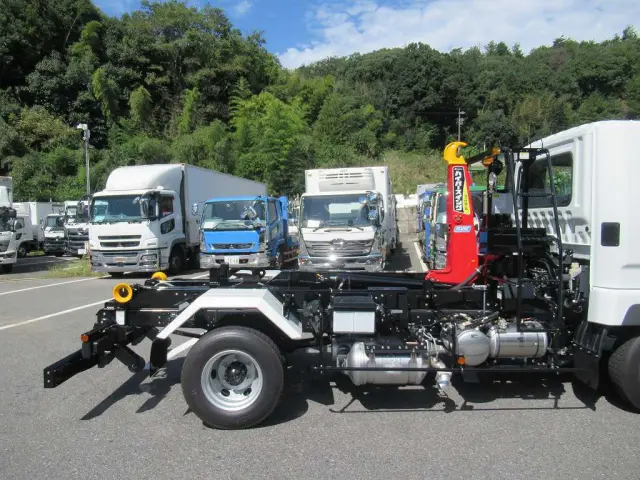 三菱 ファイター 2KG-FK72F(2WD)の写真8