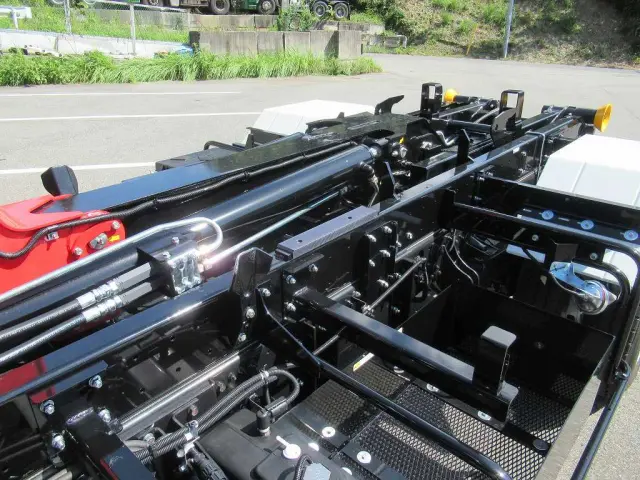 三菱 ファイター 2KG-FK72F(2WD)の写真11