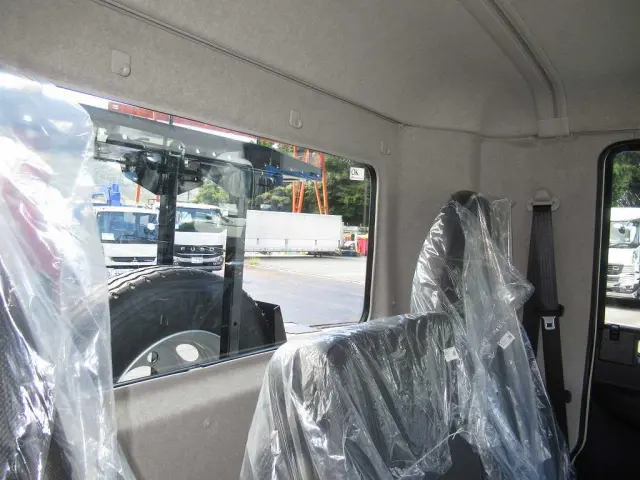 三菱 ファイター 2KG-FK72F(2WD)の写真19