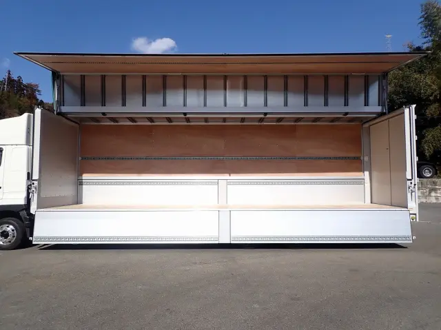 日野 プロフィア 2DG-FW1AHC(8x4)の写真10