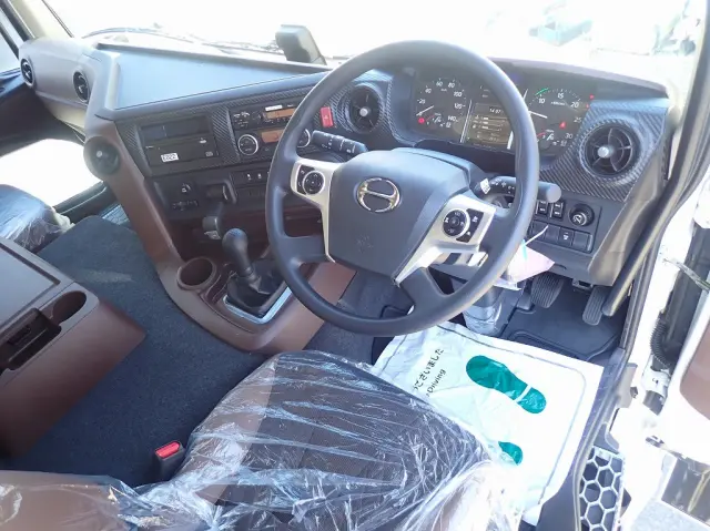 日野 プロフィア 2DG-FW1AHC(8x4)の写真16