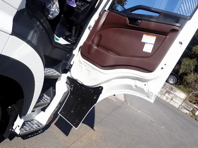 日野 プロフィア 2DG-FW1AHC(8x4)の写真21