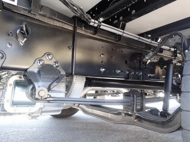 日野 プロフィア 2DG-FW1AHC(8x4)の写真26