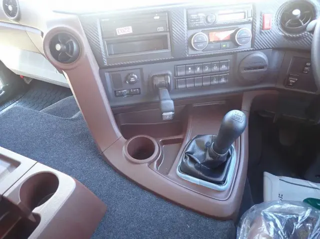 日野 プロフィア 2DG-FW1AHC(8x4)の写真18