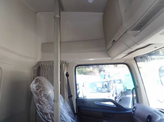 日野 プロフィア 2DG-FW1AHC(8x4)の写真21