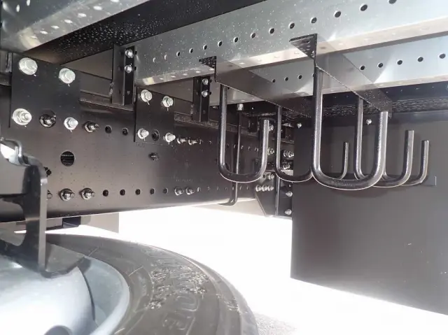 日野 プロフィア 2DG-FW1AHC(8x4)の写真23