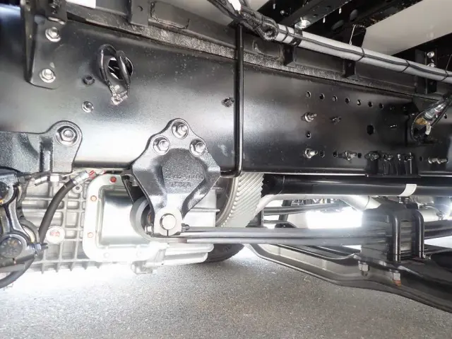 日野 プロフィア 2DG-FW1AHC(8x4)の写真24