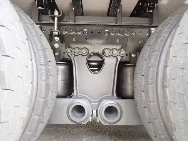 日野 プロフィア 2DG-FW1AHC(8x4)の写真25