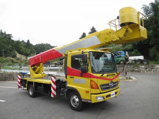 日野 レンジャー TKG-FC9JGAP(2WD)の写真2