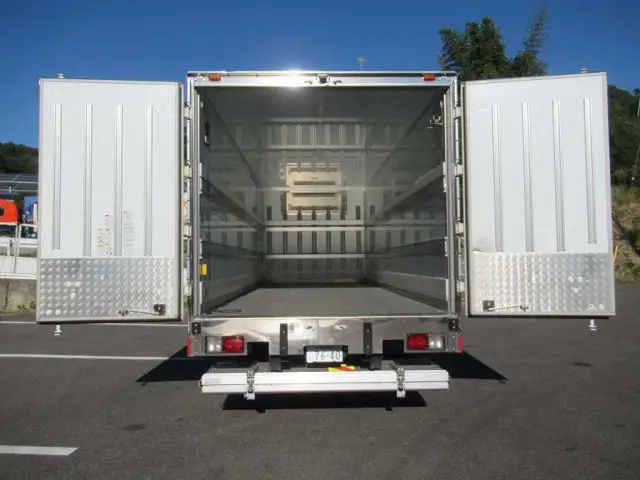 日野 レンジャー 2KG-FD2ABA(2WD)の写真7