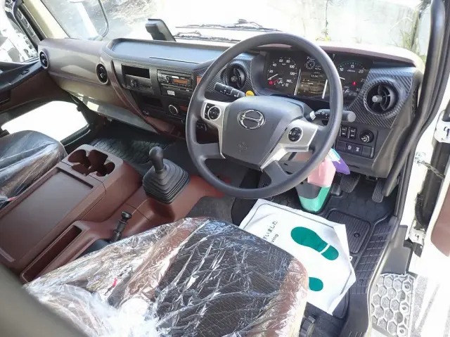 日野 レンジャー 2PG-FE2ACG(2WD)の写真16