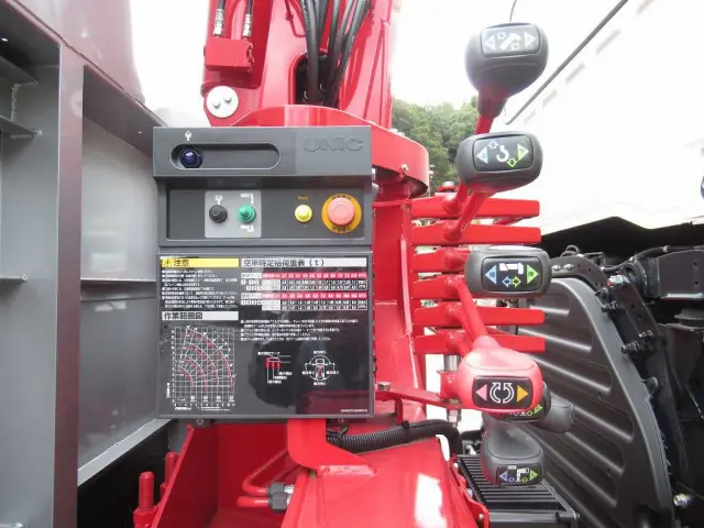 日野 プロフィア 2DG-FS1AHE(6x4)の写真8