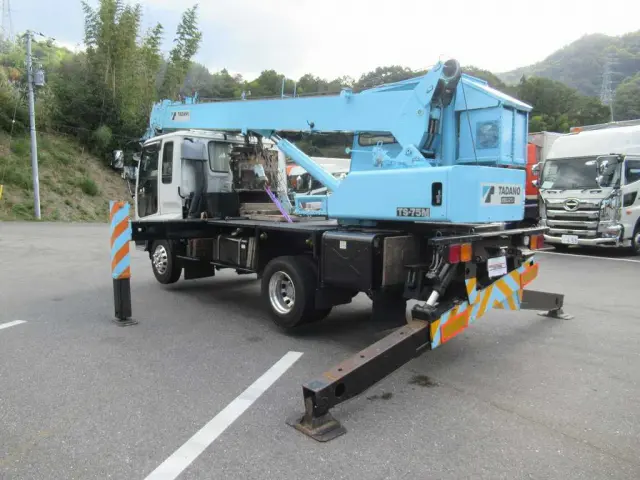 いすゞ フォワード PB-FRR35D3(2WD)の写真8