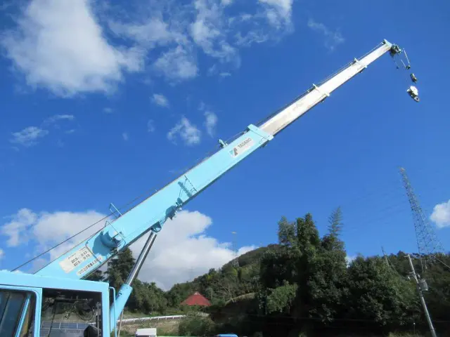 いすゞ フォワード PB-FRR35D3(2WD)の写真10